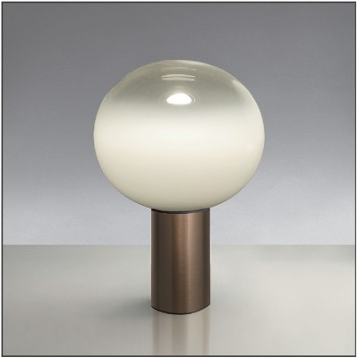 Artemide laguna 16 tavolo struttura bronzo