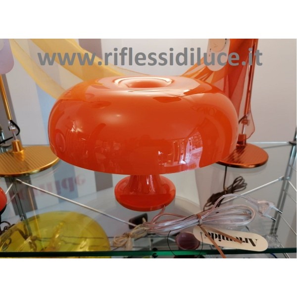 Artemide nessino arancione